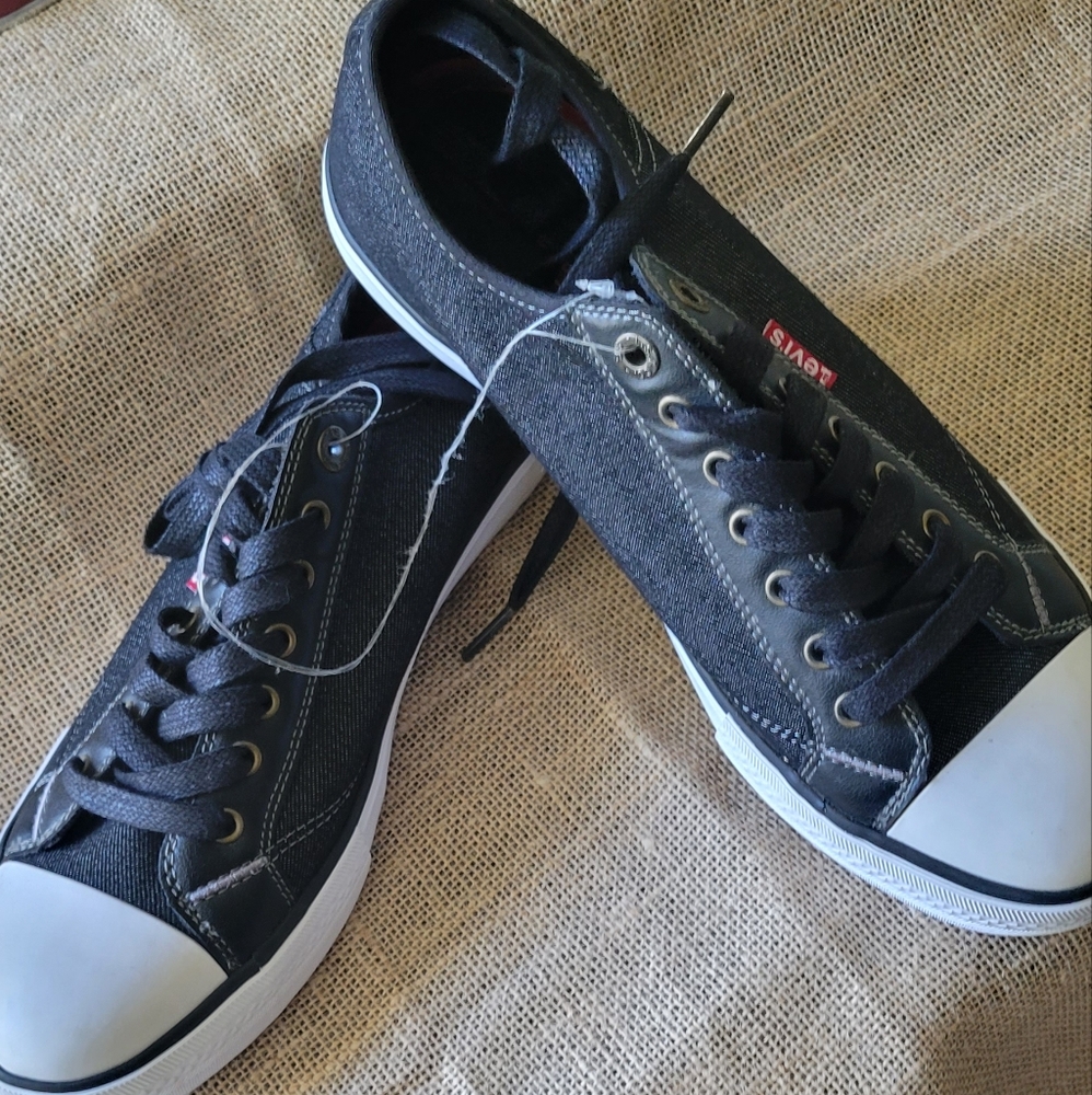 Levi Strauss shoes. Size 8 Men New! 🔴LAST PAIR! 🔴